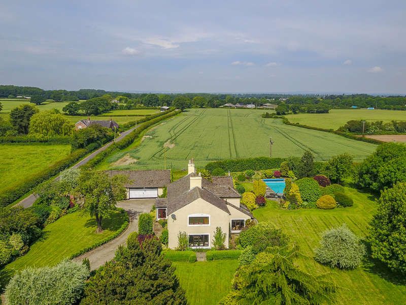 4 bedroom detached house for sale, Mowpen Brow, High Legh, Knutsford