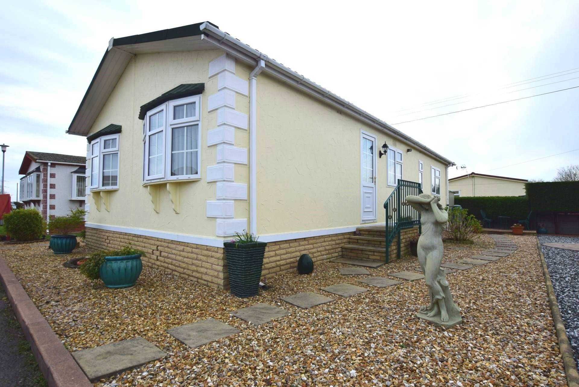 2 bedroom park home for sale, Carr Bridge Residential Park, Blackpool