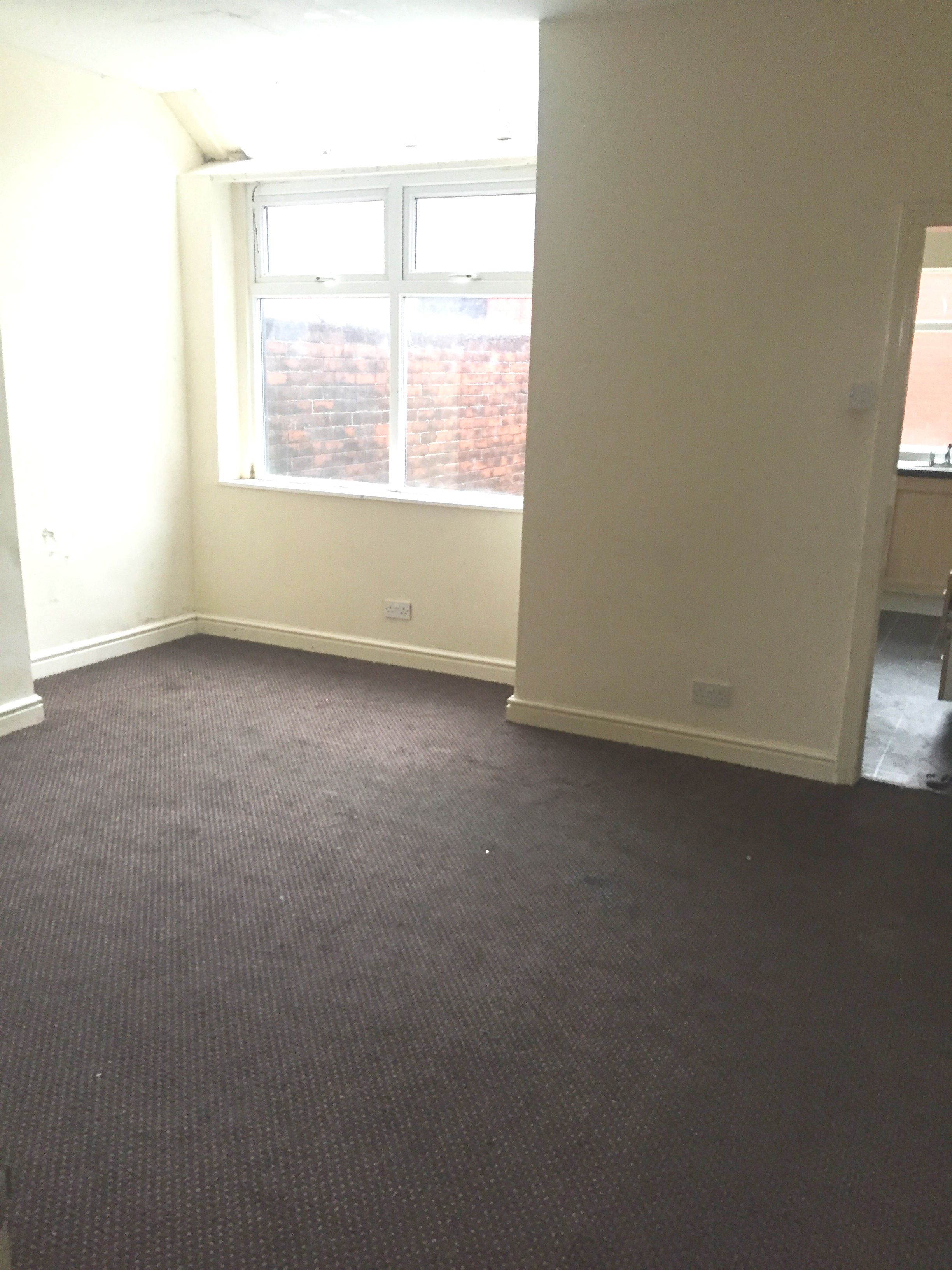 2 bedroom terraced house to rent, Lonsdale Road, Bolton BL, BL1 4PY