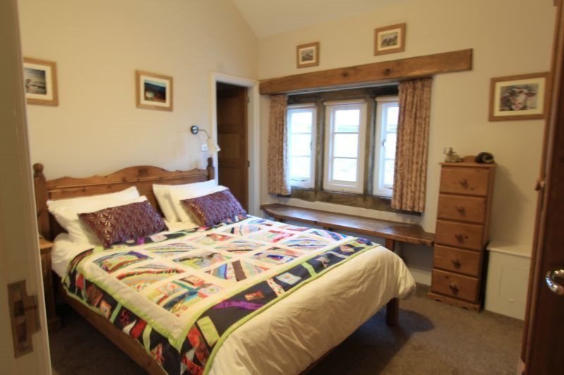 6 bedroom house to rent, The Jovial Dutchman, Cromford Road, Crich, DE4 5DJ