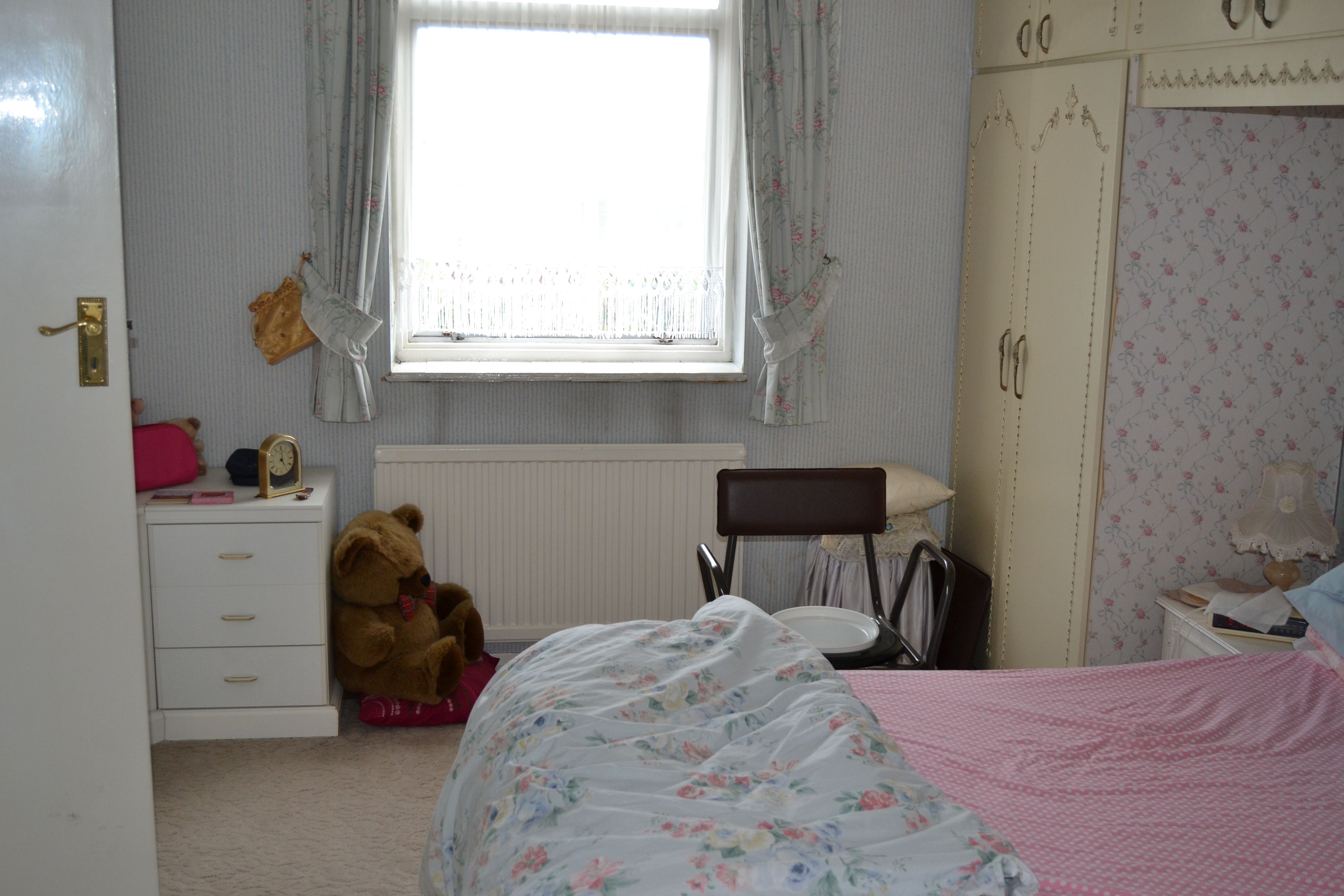 4 bedroom detached house for sale, Wrexham Road, Romford, RM3 9HH