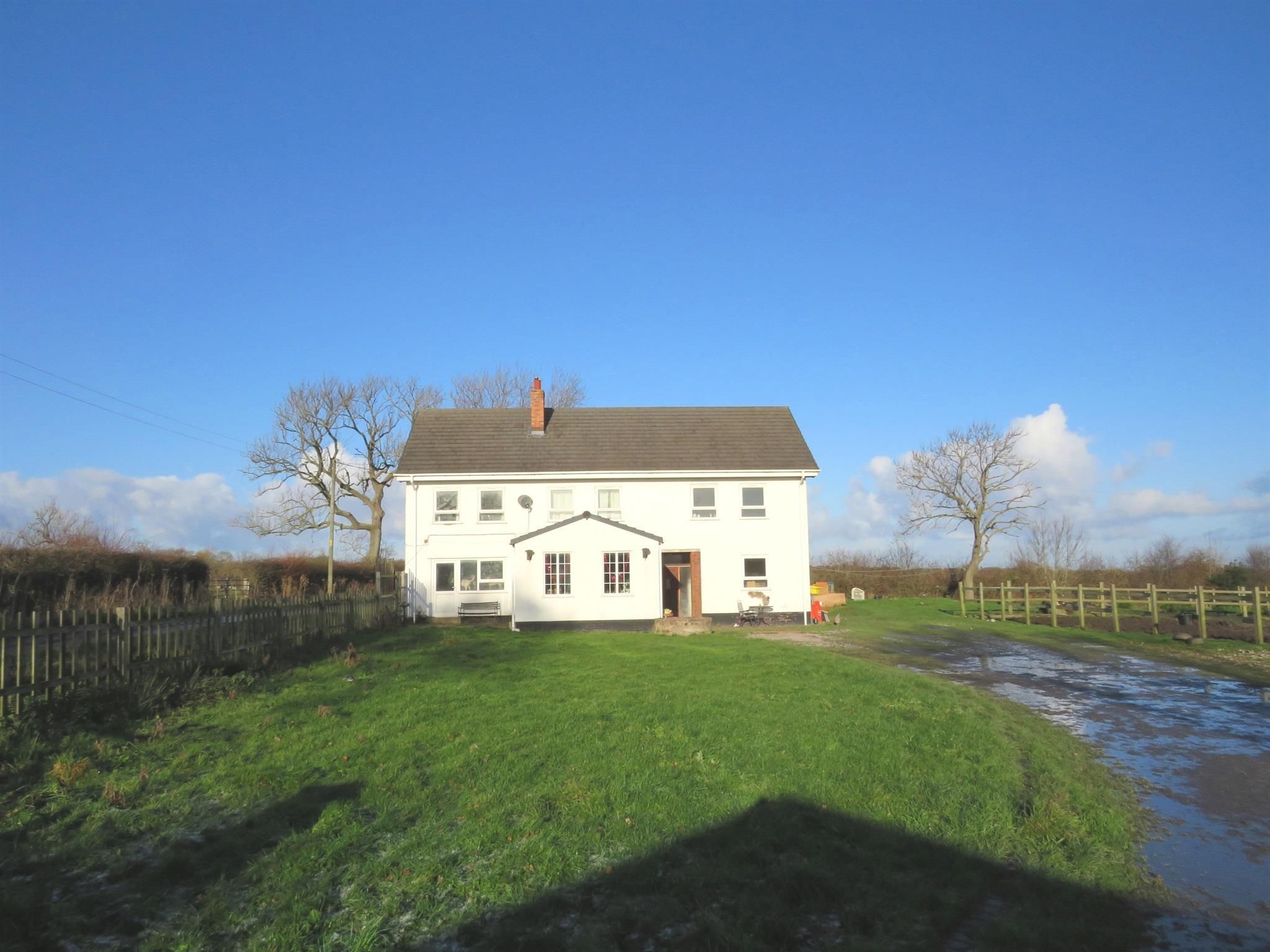 7 bedroom detached house for sale, Glenfield, Middle Lane, Higher