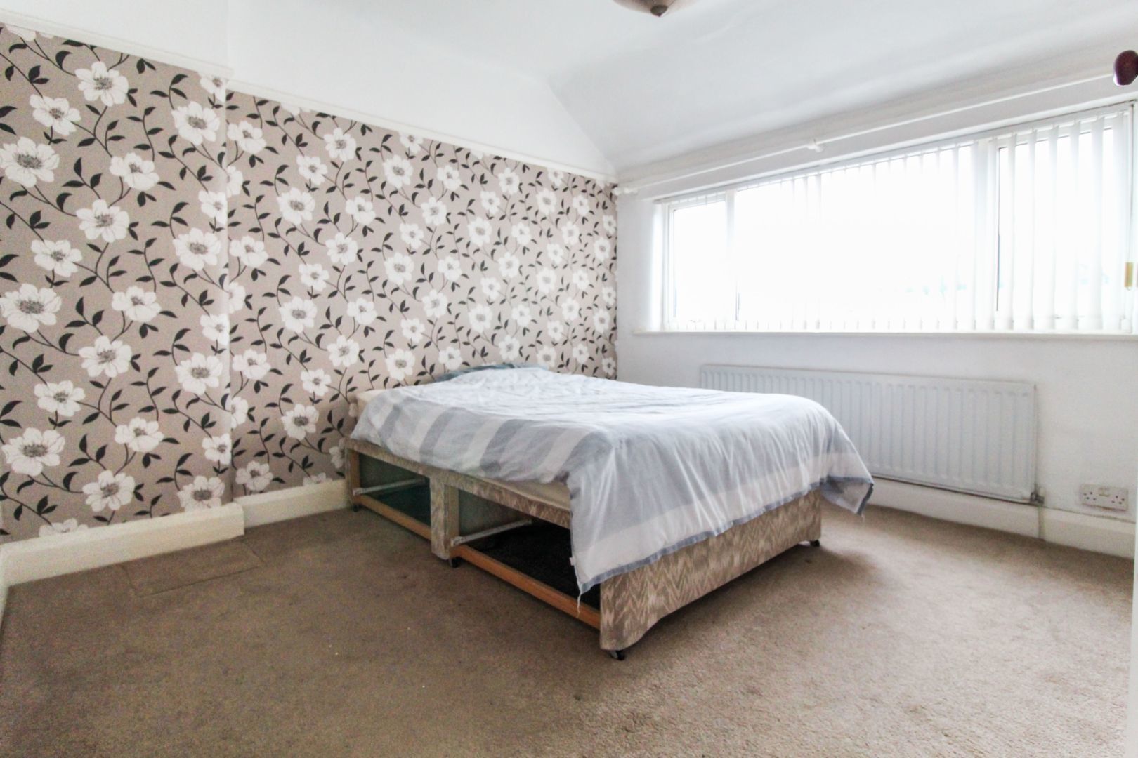 3 bedroom semidetached house for sale, Abbeystead Avenue, Bootle L