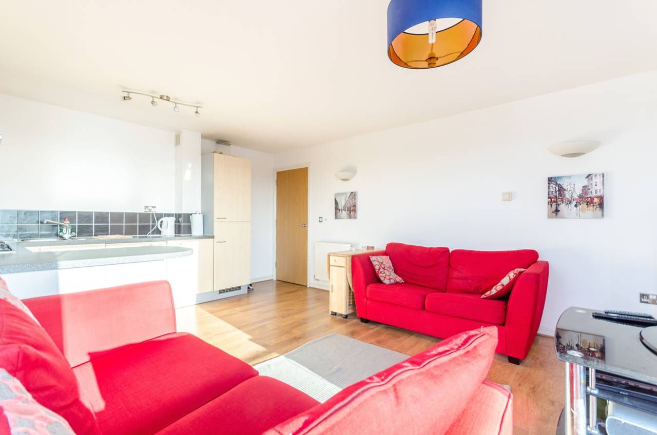 2 bedroom flat to rent, Sumner Road, Peckham, SE, SE15 6PW