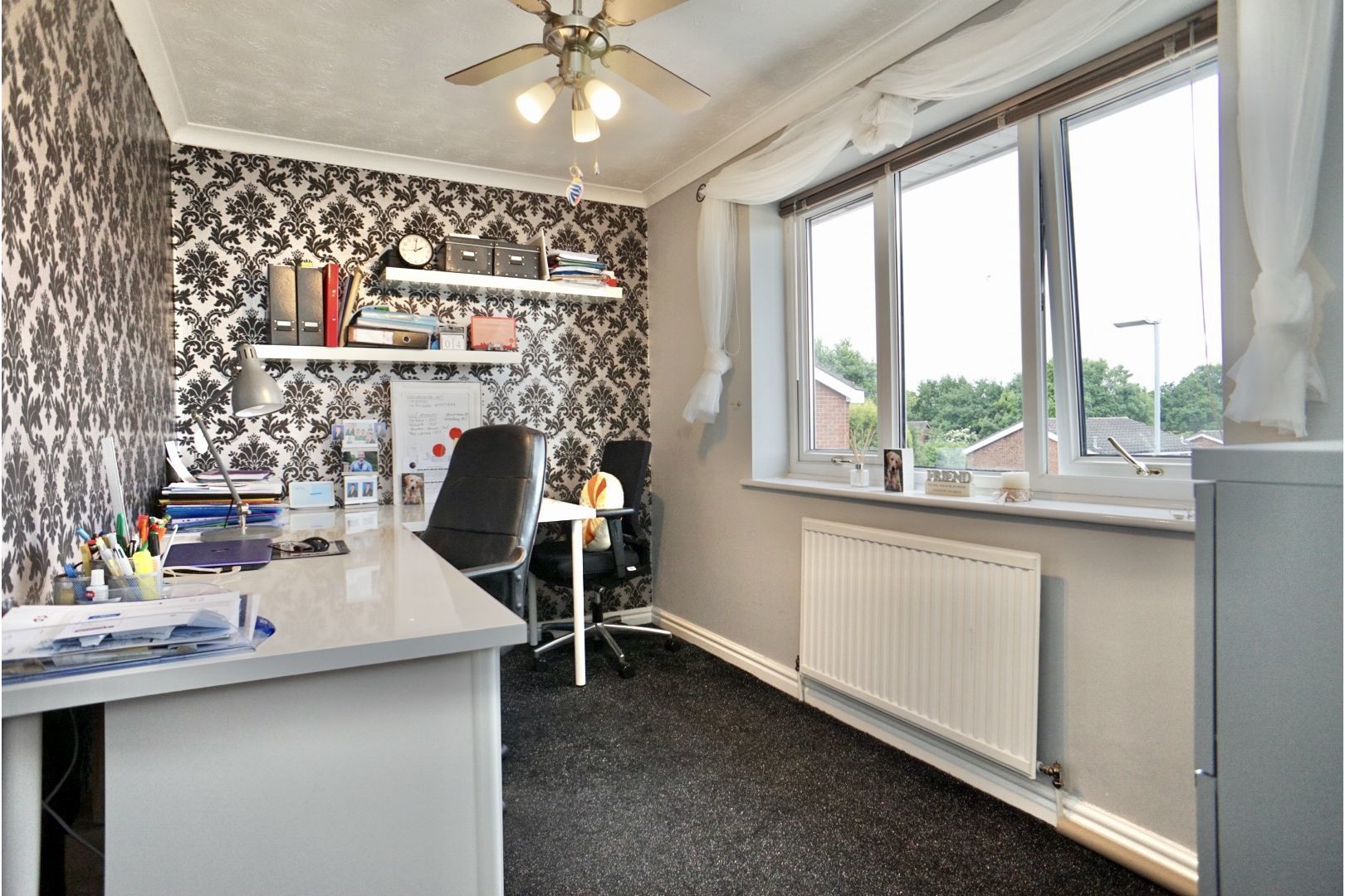 5 bedroom semidetached house for sale, Grassholme, Tamworth B, B77 4BZ