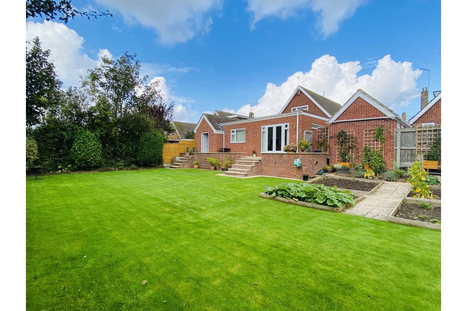 5 bedroom detached house for sale, Elm Garth, Roos, Hull HU, HU12 0HH