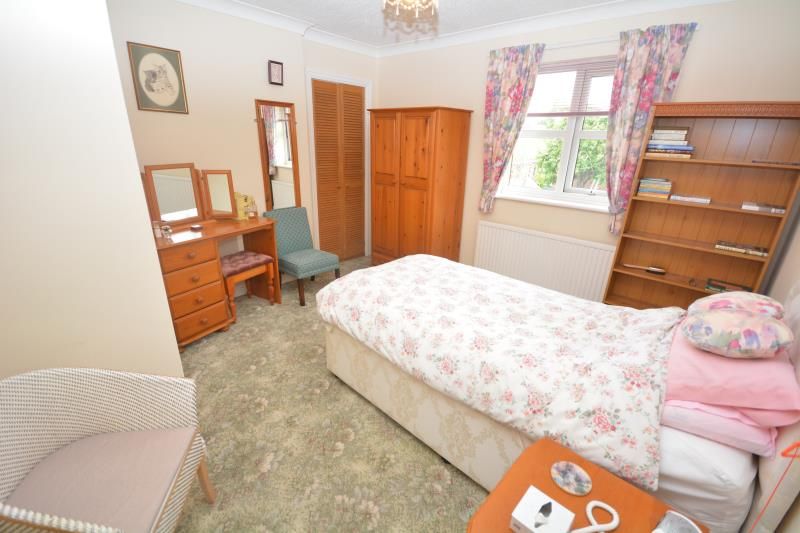 2 bedroom flat for sale, Brimstage Road, Wirral, CH60 1YL
