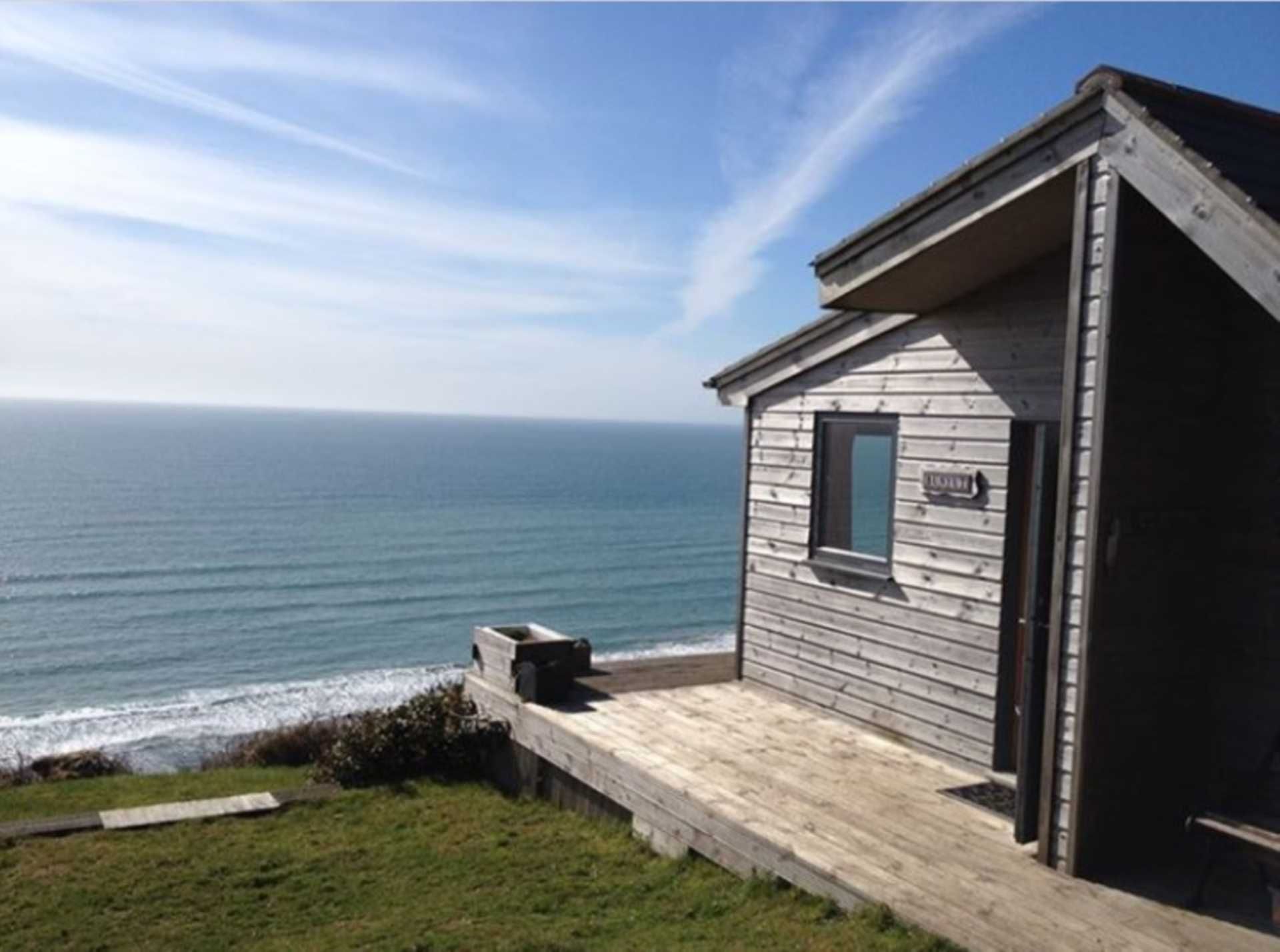 1 bedroom chalet for sale, Treninnow Cliff, Whitsand Bay, Cornwall PL