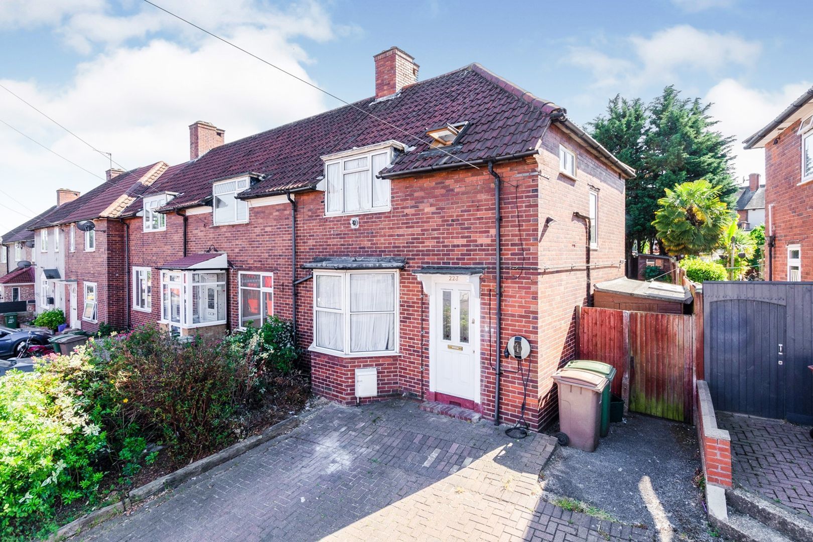 4 bedroom end of terrace house for sale, Wrythe Lane, Carshalton SM