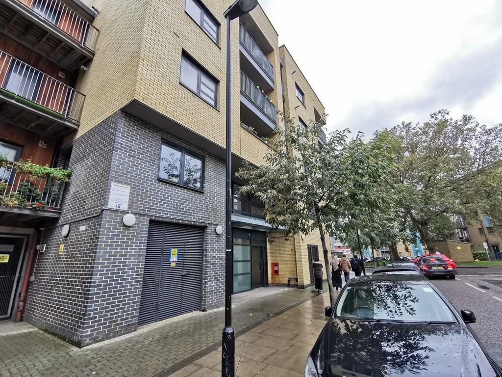 2 bedroom apartment to rent, Fawe Street, London, E14 6FD