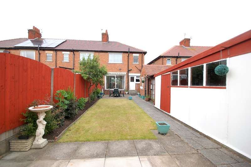 3 bedroom end of terrace house for sale, Watson Road, Blackpool, FY4 3EG