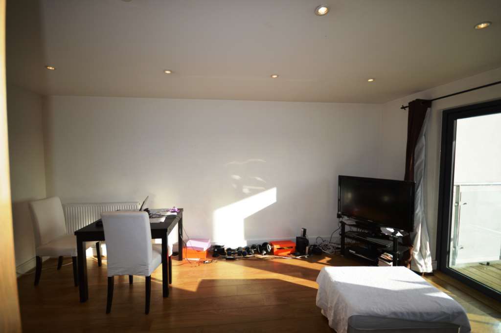 2 bedroom flat to rent, Mercury House, Jude Street, Canning Town ...