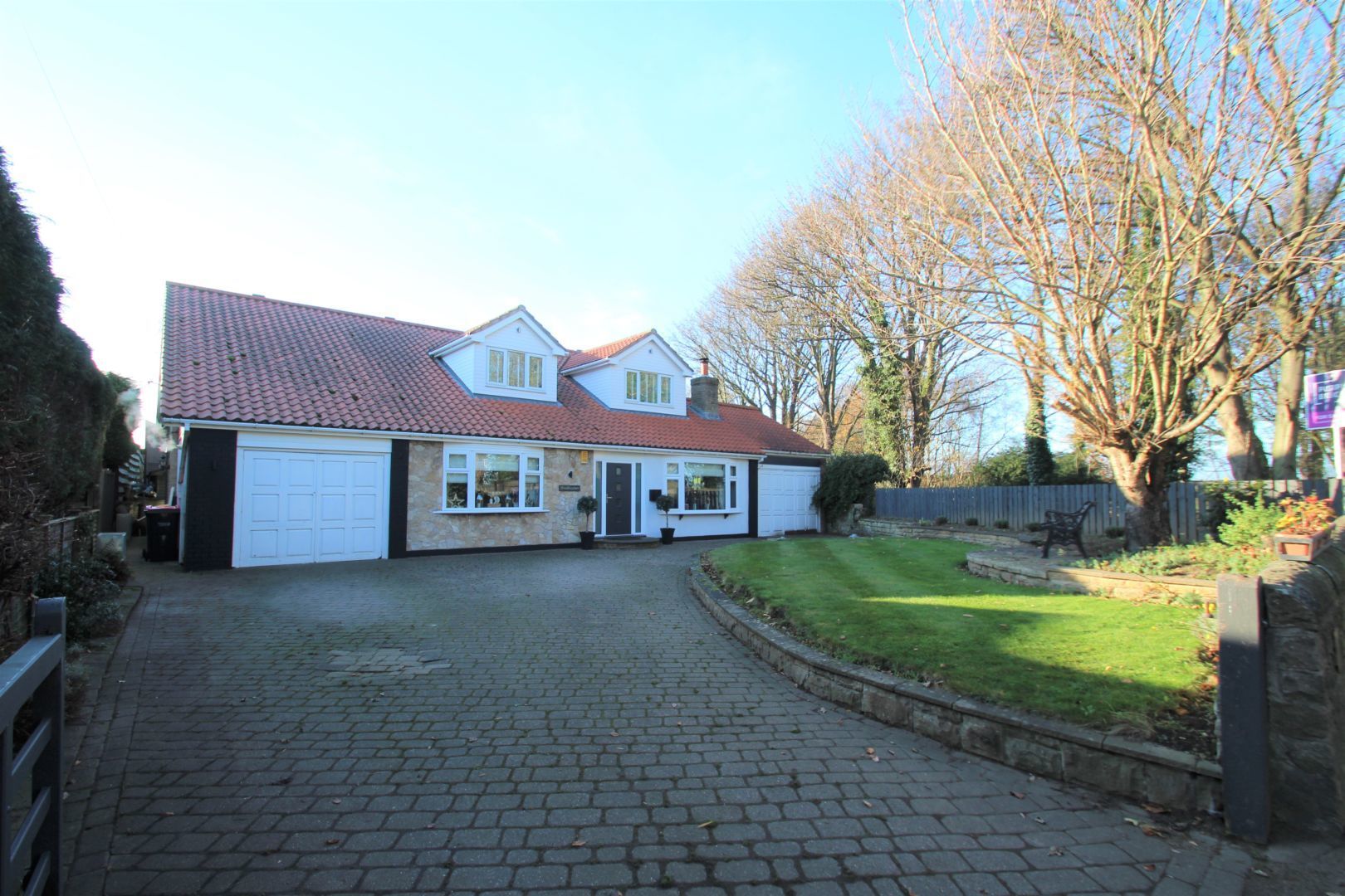 5 bedroom detached house for sale, Hooton Lane, Ravenfield, Rotherham S