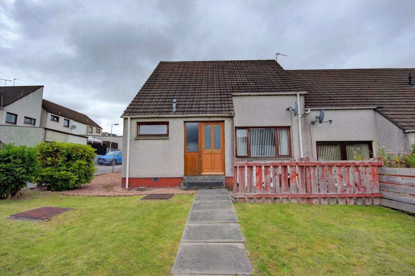 2 bedroom end of terrace house for sale, Deas Avenue, Dingwall, IV15 9RP