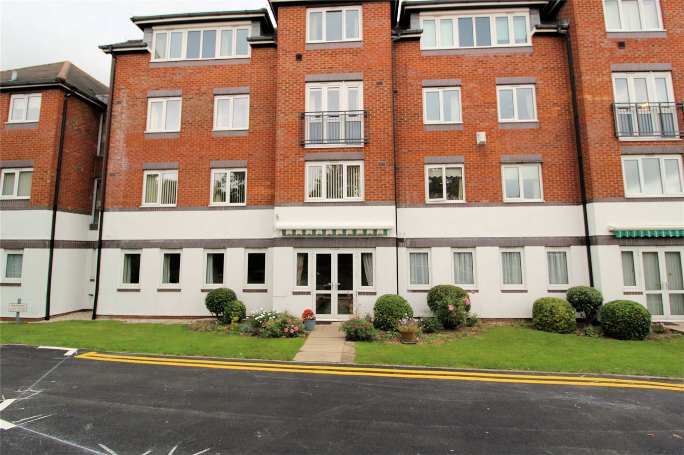 2 bedroom house for sale, Maples Court, Bedford Road, Hitchin, SG5 1HF