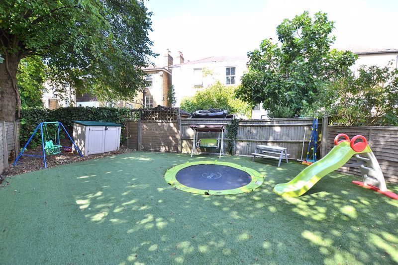 2 bedroom flat for sale, Freelands Road, Bromley, BR1 3AG