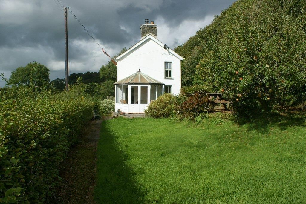 3 bedroom detached house for sale, Capel Dewi, Llandysul SA, SA44 4PP