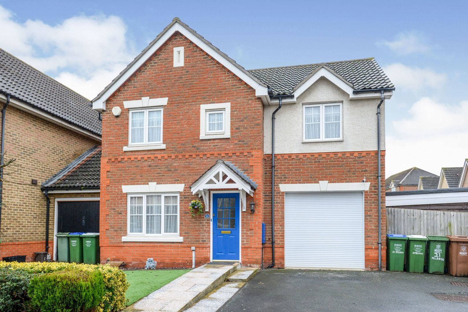 3 bedroom detached house for sale, Melrose Avenue, Crayford DA