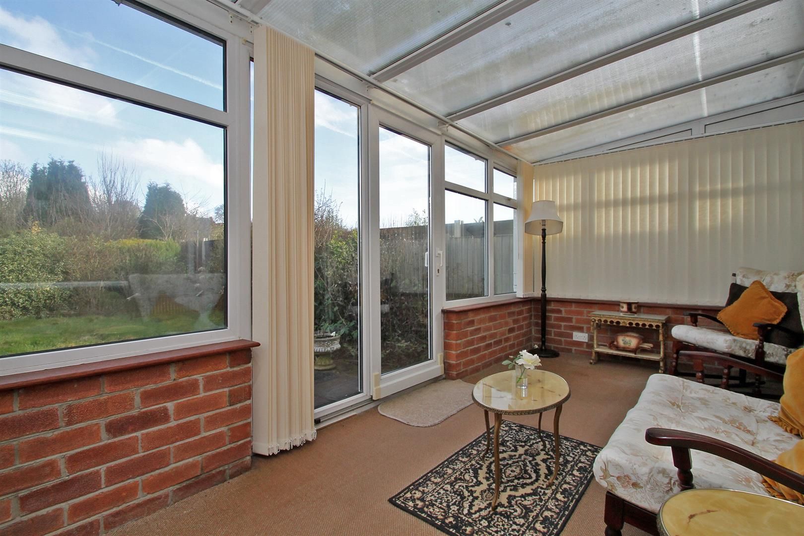 2 Bedroom Detached Bungalow For Sale, Springwood Gardens, Woodthorpe 