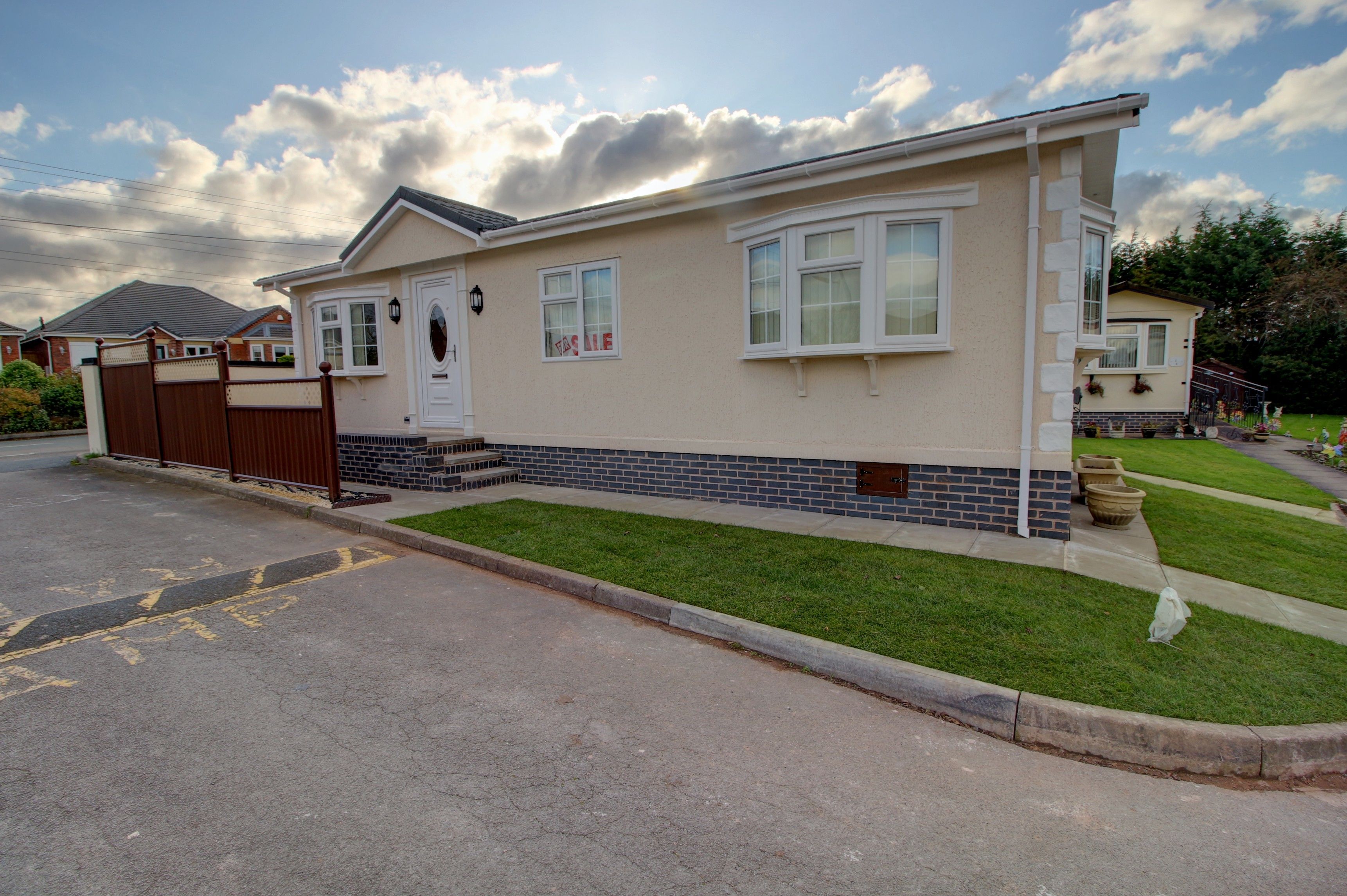 1 bedroom park home for sale, Harrows Mobile Home Park, School Lane, Coven, Wolverhampton, WV9 5AW
