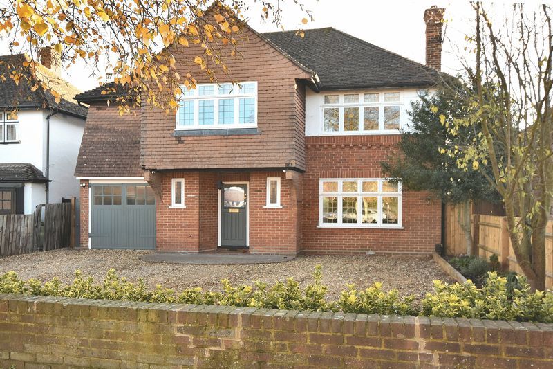 5 bedroom detached house for sale, King Edward Avenue, Aylesbury HP