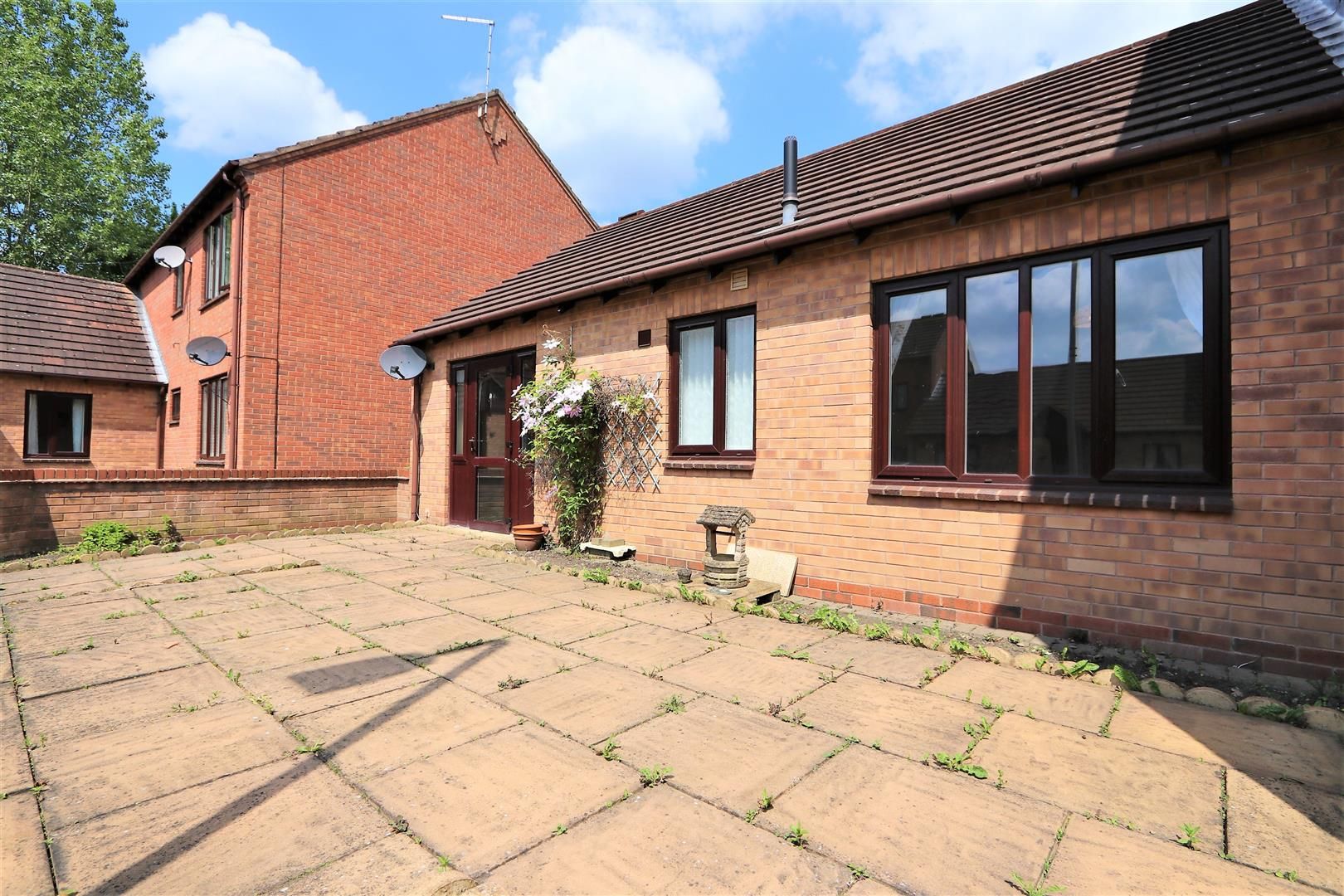 2 bedroom semidetached bungalow for sale, Western Close, AshbyDeLa