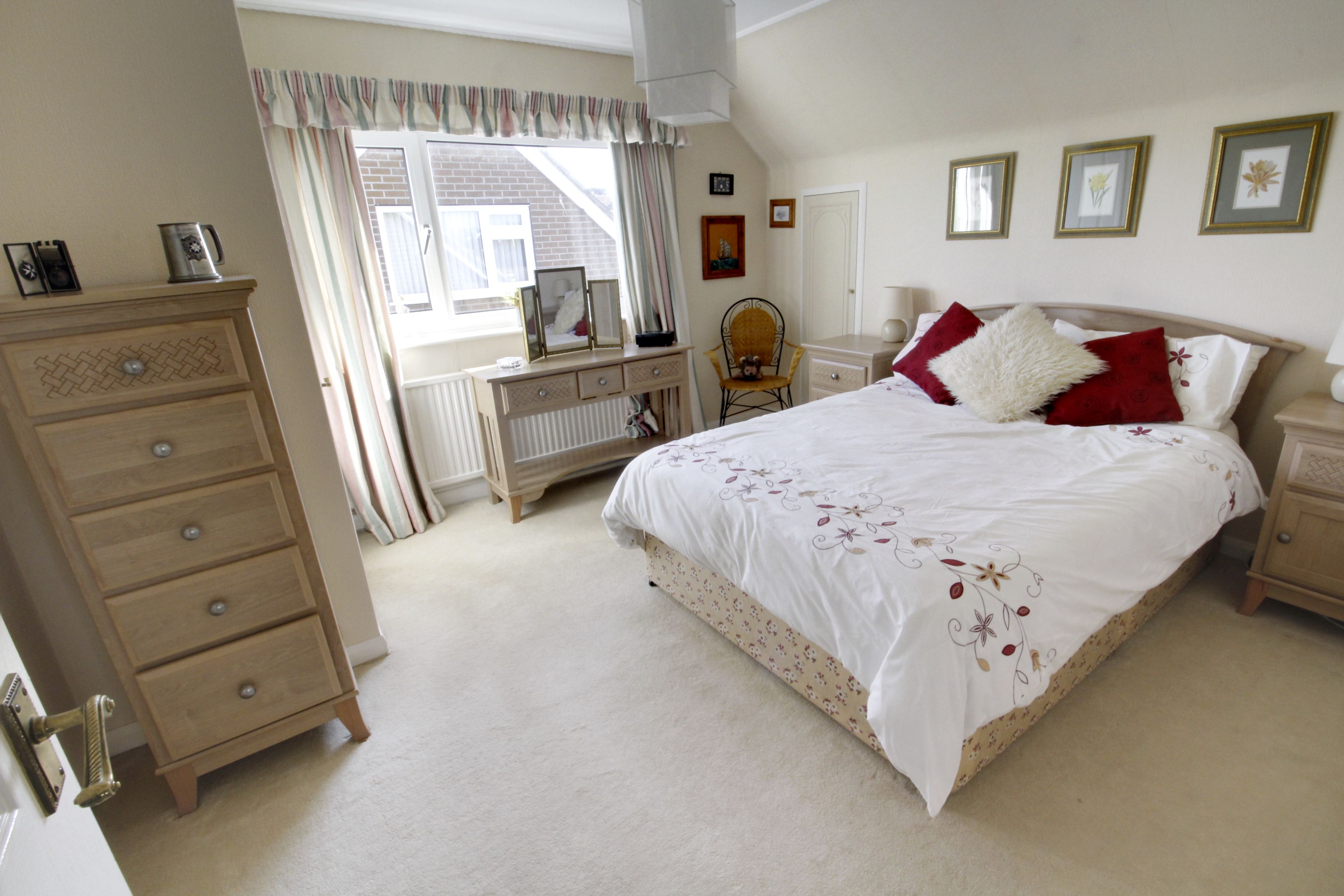 3 bedroom bungalow for sale, Hall Farm Road, Low Hawsker, Whitby YO