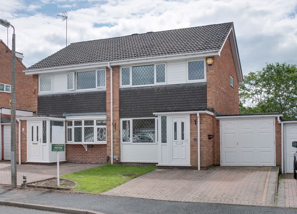 3 bedroom detached house for sale, Newent Close, Winyates Green