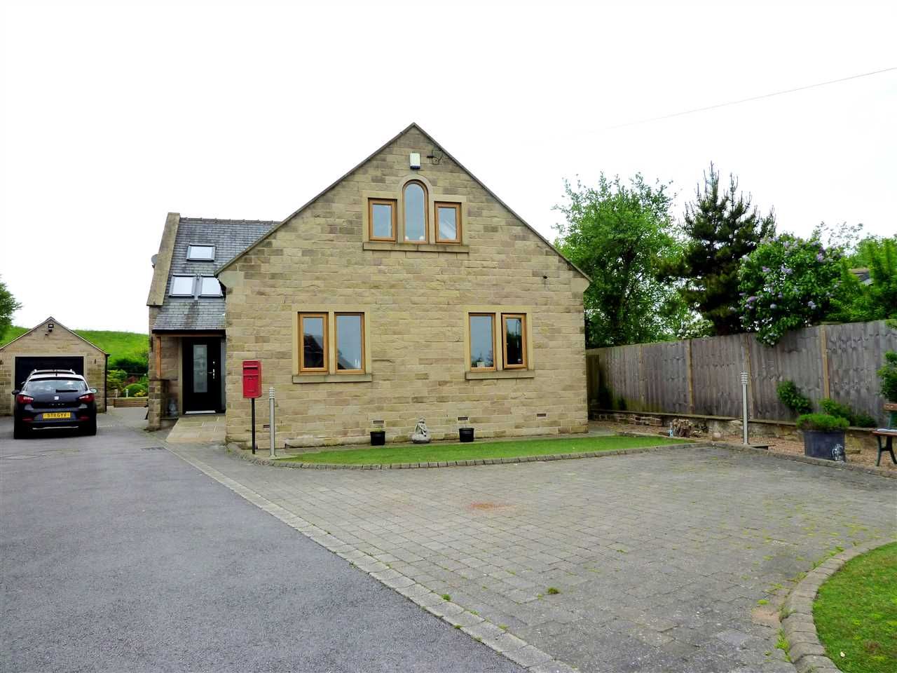 4 bedroom detached bungalow for sale, Heights Drive, Linthwaite