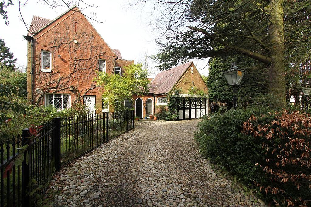 4 bedroom detached house for sale, Woolsington Park South, Woolsington