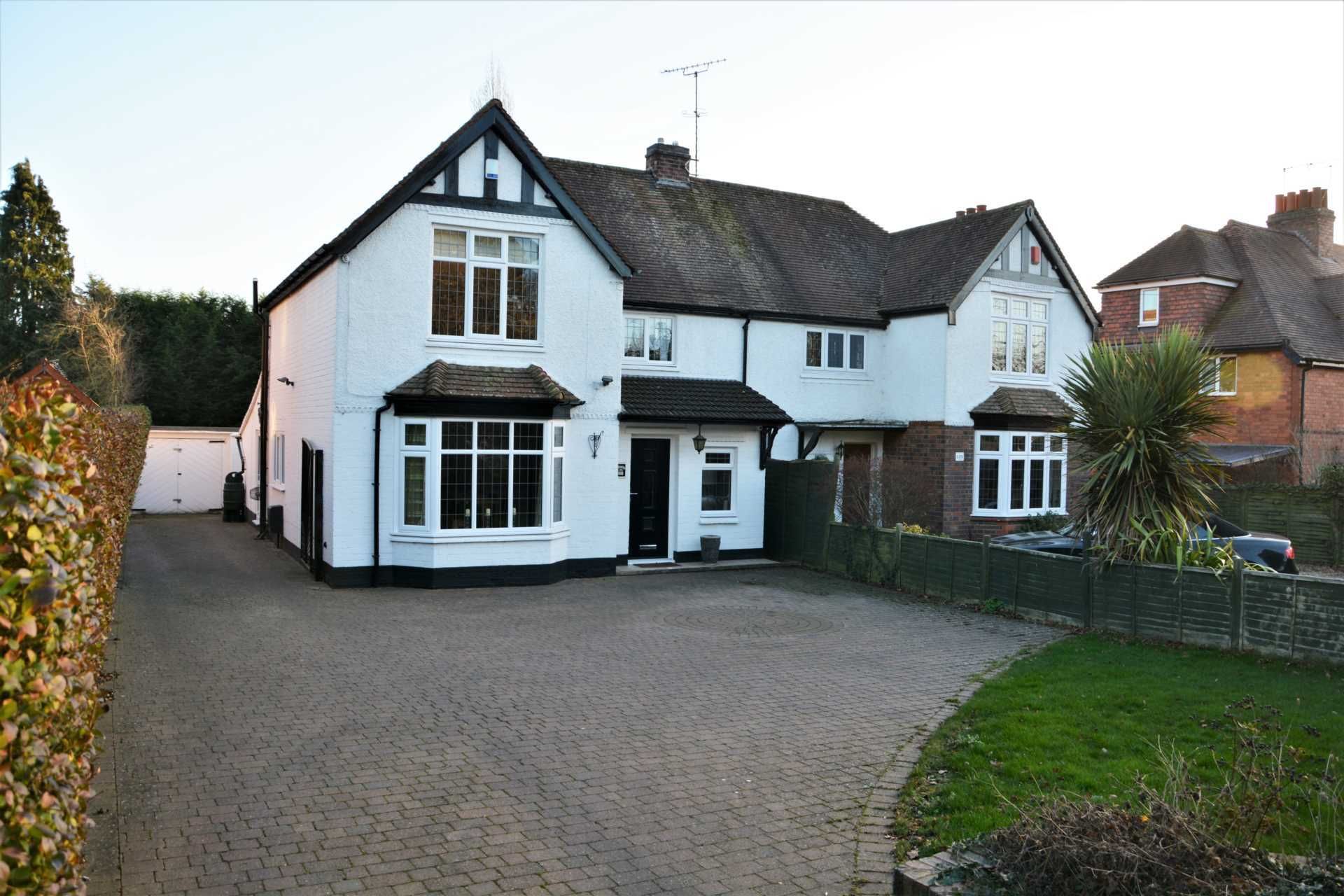 3 bedroom semidetached house for sale, Bilton Road, Rugby, CV22 7AS