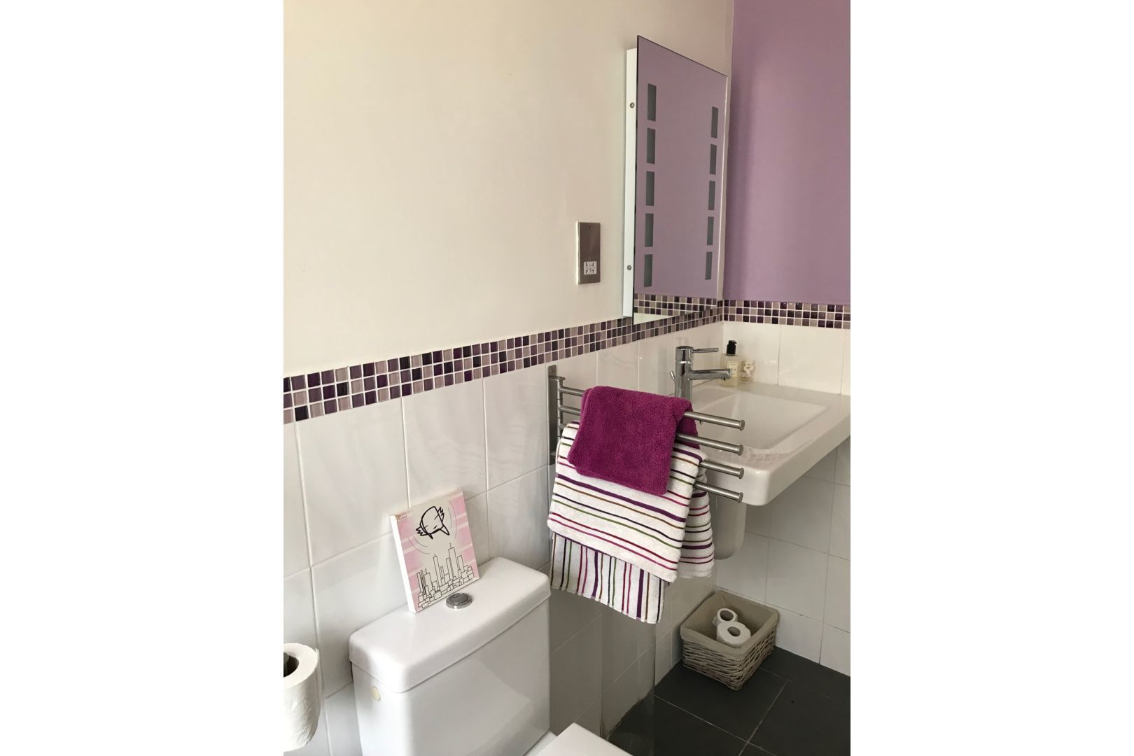 2 bedroom detached house for sale, Squirrel Ditch, Huddersfield HD, HD4 6QF