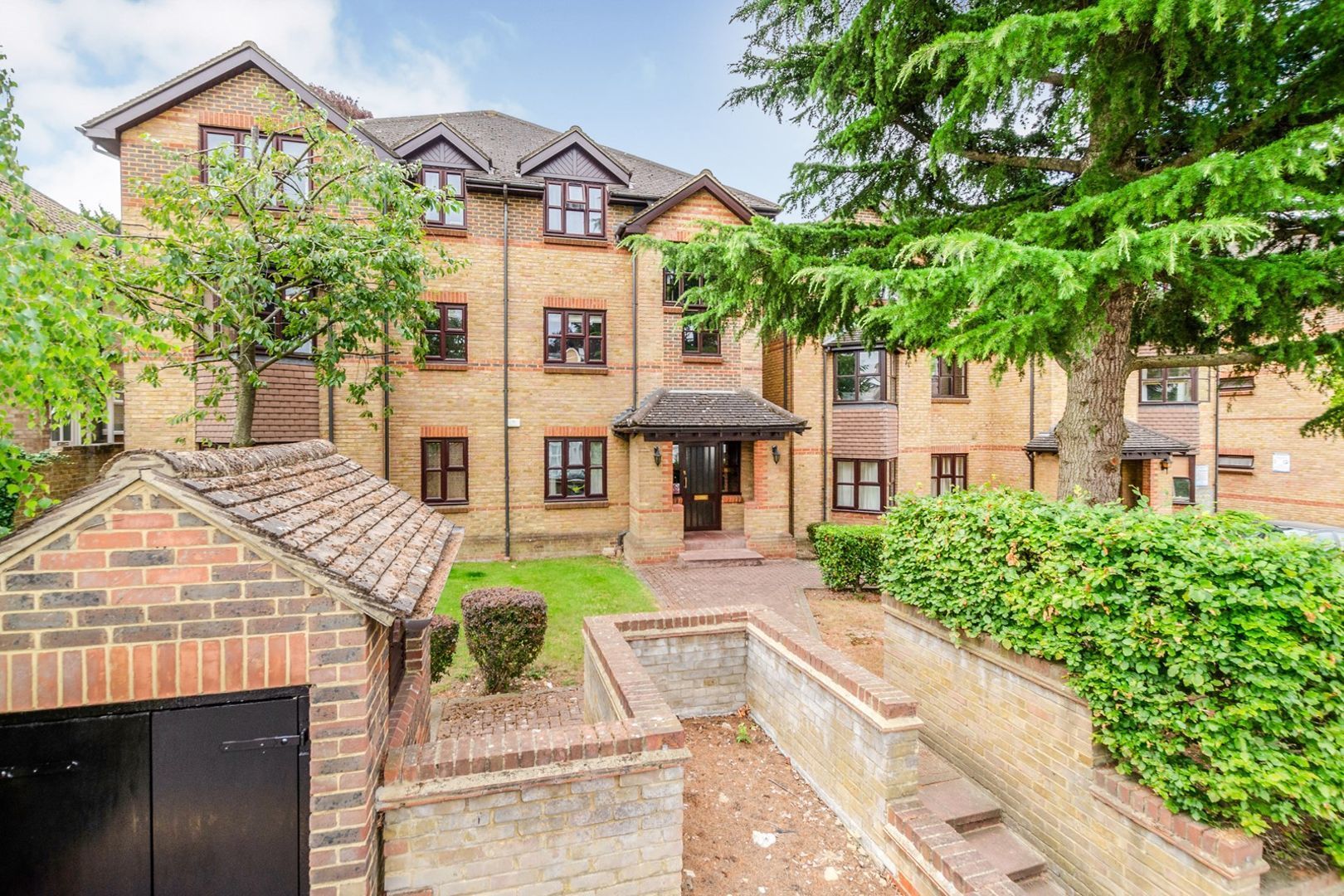 2 bedroom flat for sale, Cedar Road, Sutton, SM2 5DS