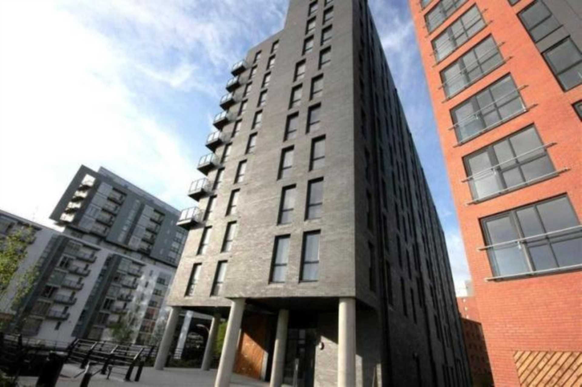 3 bedroom apartment to rent, The Riley Building, Lowry Wharf, Derwent