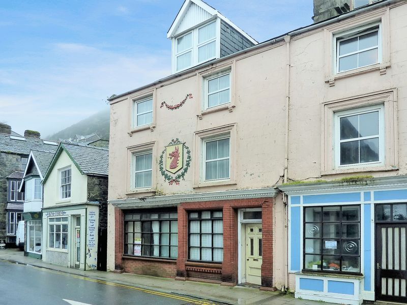 5 bedroom semidetached house for sale, High Street, Barmouth, Gwynedd