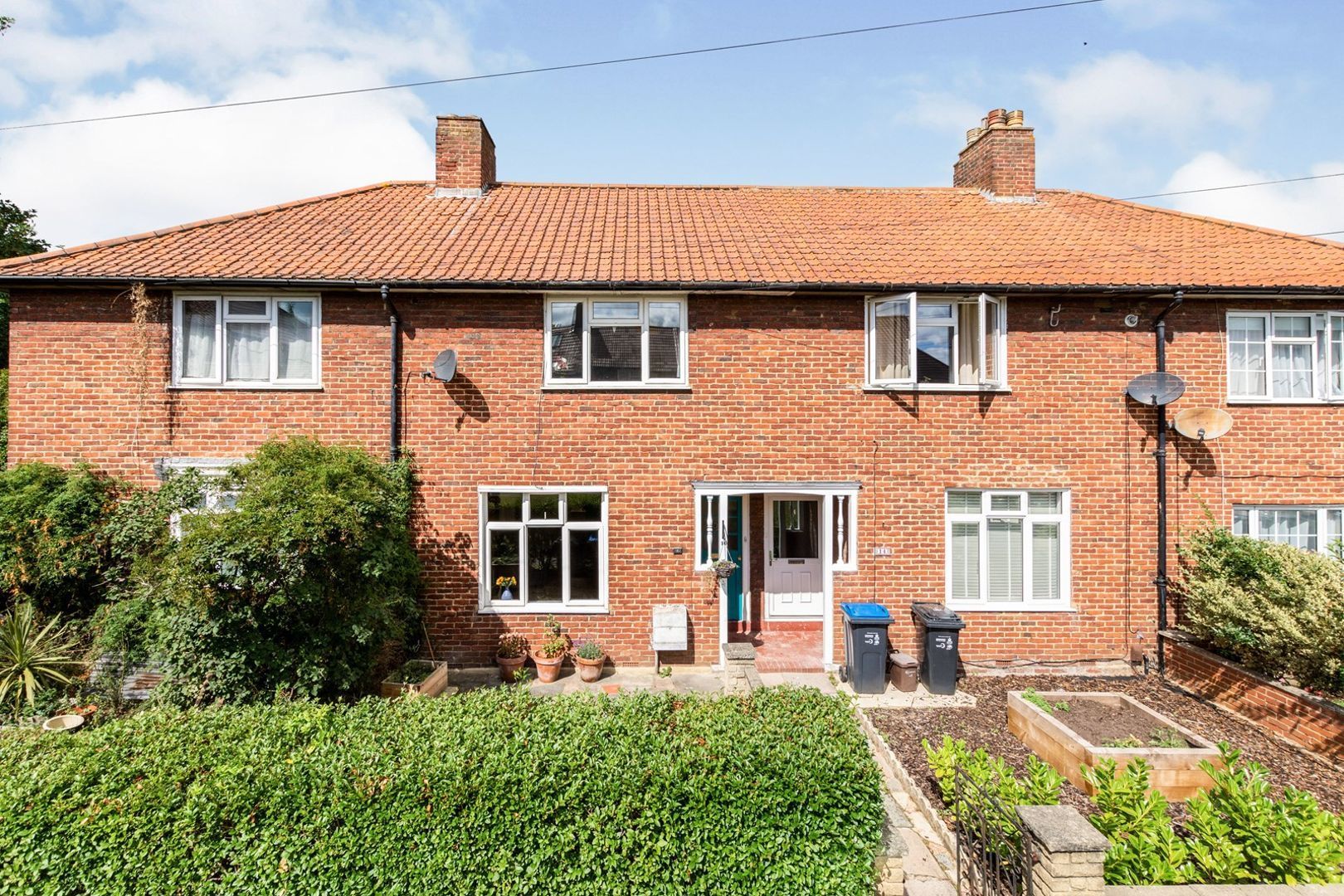 2 bedroom terraced house for sale, Chester Gardens, Morden, Mitcham
