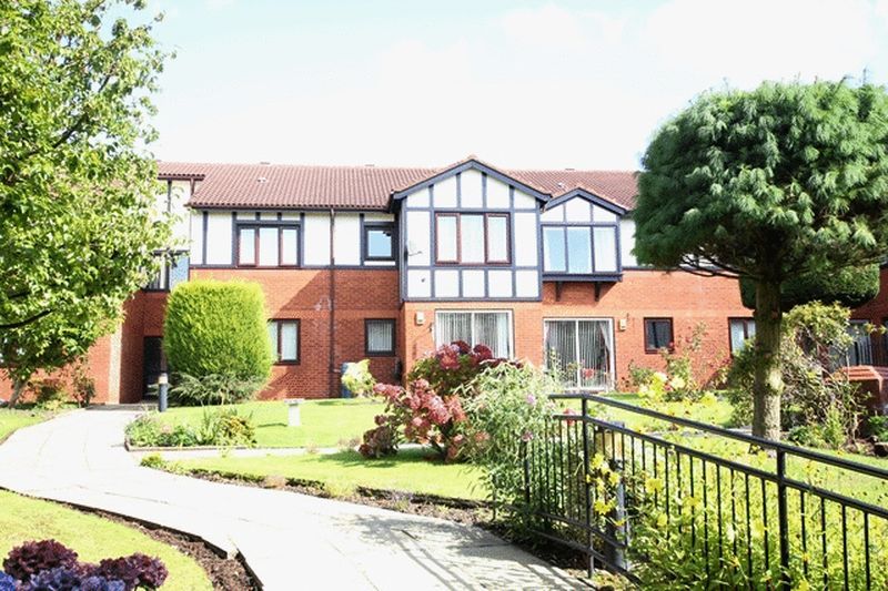 2 bedroom flat for sale, Woolton Mews, Quarry Street, Liverpool, L25 6EZ