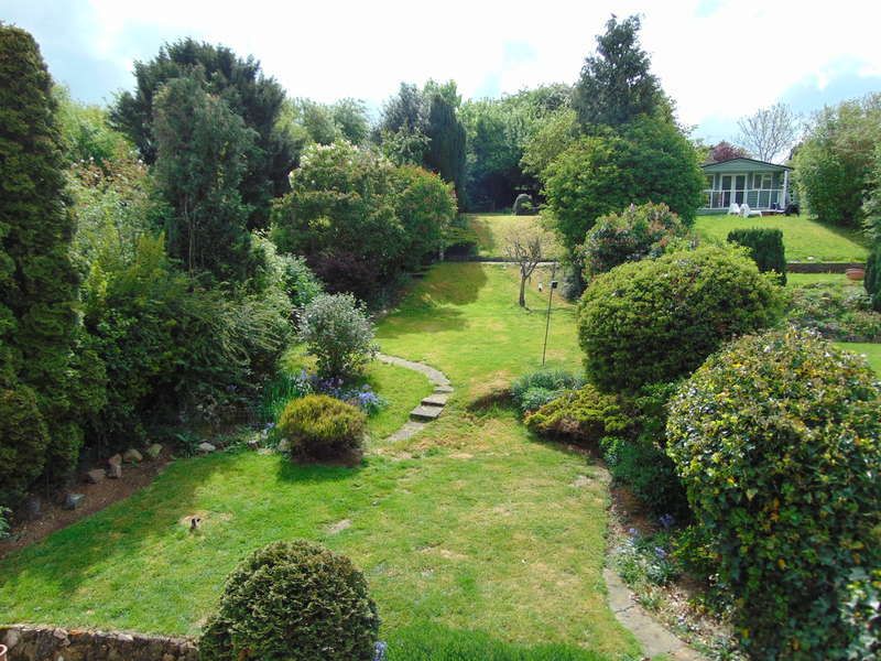 3 bedroom semidetached house for sale, Falconwood Road, Croydon, CR0 9BB