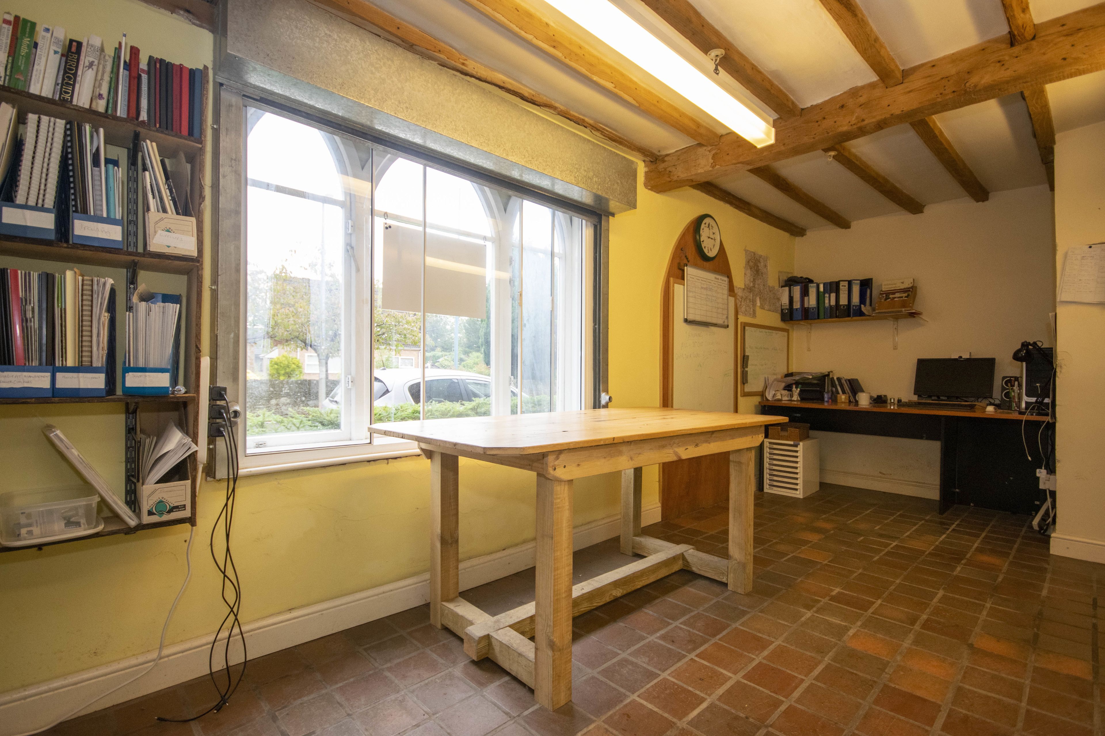 3 bedroom end of terrace house for sale, Wrexham Road, Overton, LL13