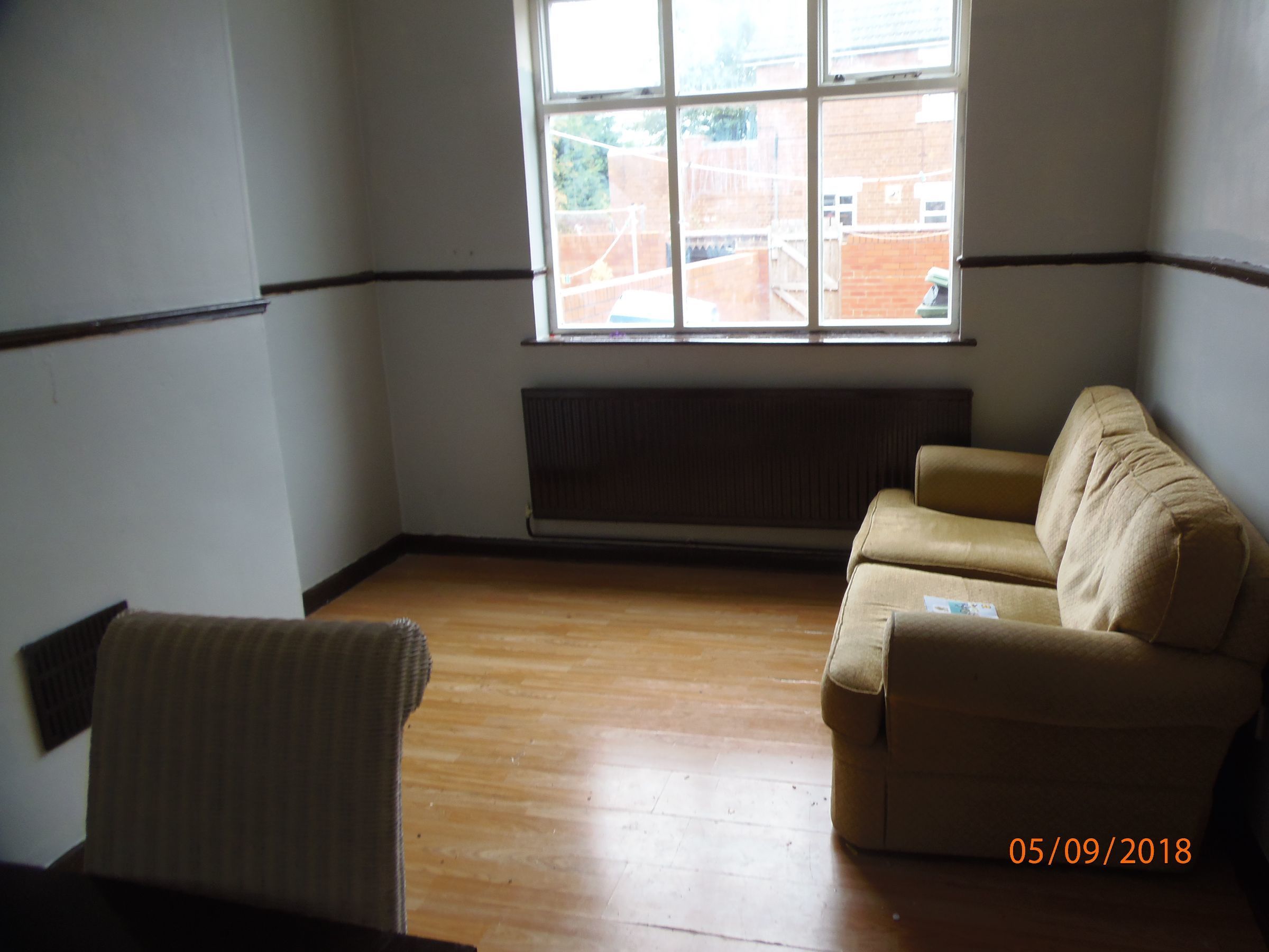 3 bedroom terraced house to rent, Askern Road, Doncaster, DN5 0EP