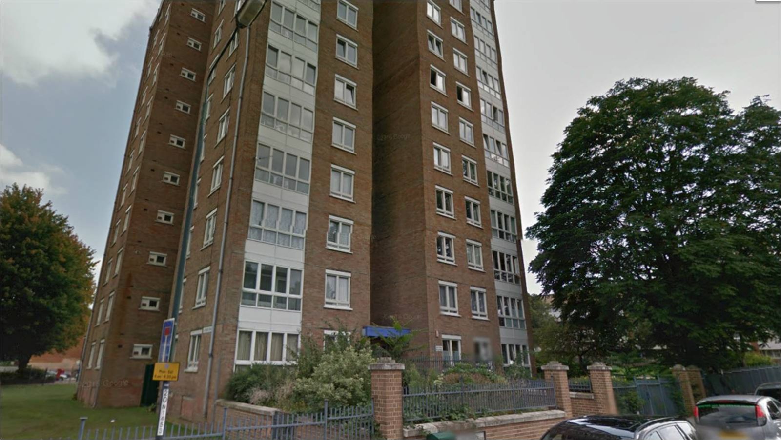 2 bedroom flat to rent, Villas Road, Plumstead SE, London, SE18 7DH