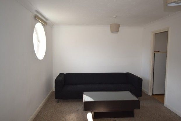 1 Bedroom Flat To Rent Walsingham Close Hatfield Al10 0rp
