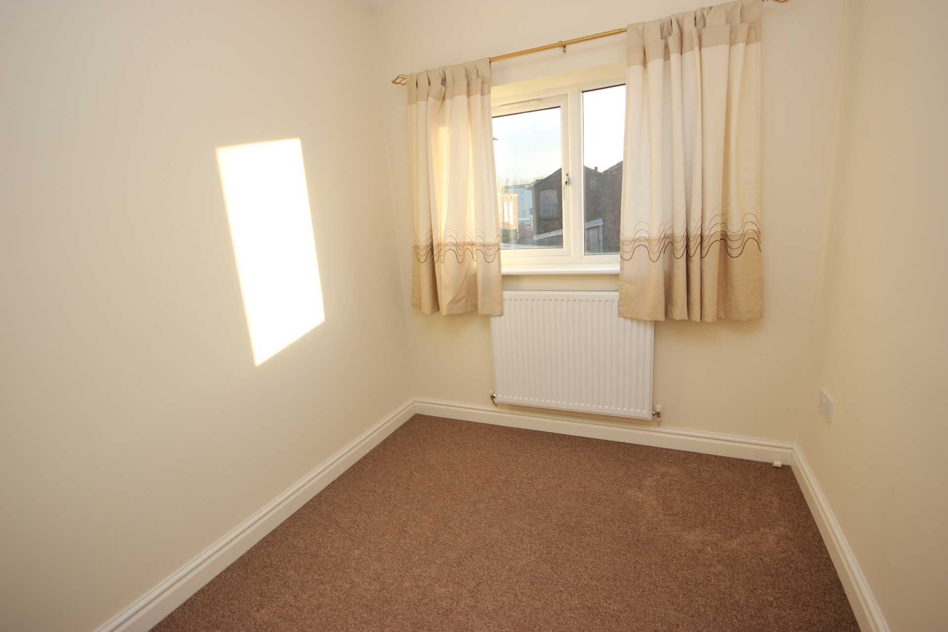 3 bedroom mews to rent, Marlor Street, Manchester, M34 3LS