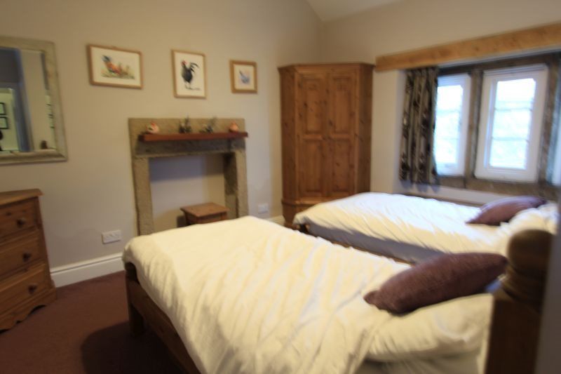 6 bedroom house to rent, The Jovial Dutchman, Cromford Road, Crich, DE4 5DJ