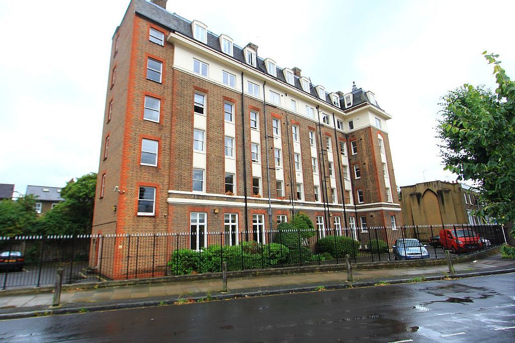 2 bedroom flat for sale, Dartmouth House, Catherine Grove, London