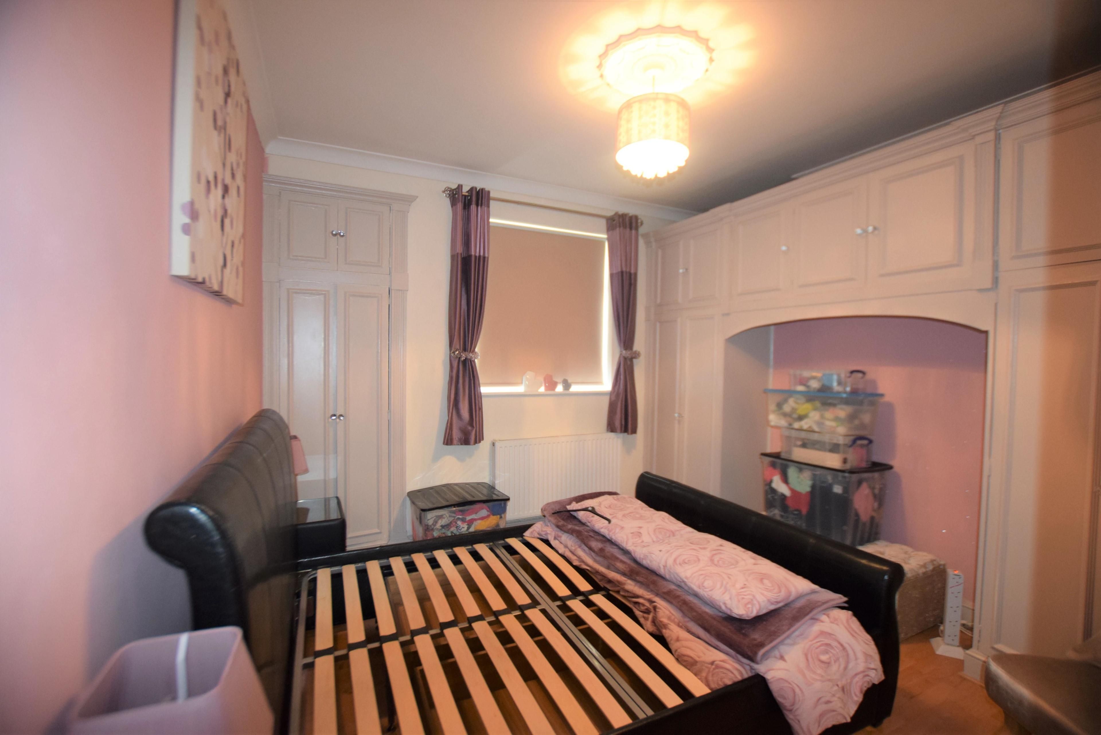 3 bedroom flat to rent, Lushington Road, London NW, NW10 5UX