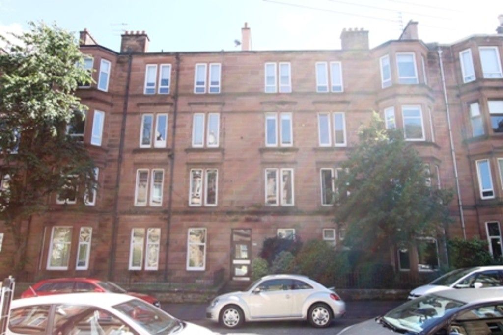 2 bedroom flat to rent, Onslow Drive, Dennistoun, Glasgow, G31 2LX