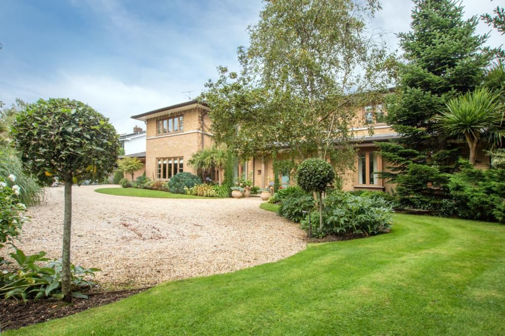 5 bedroom detached house for sale, Dyke Road Avenue, Brighton, BN1 5LE