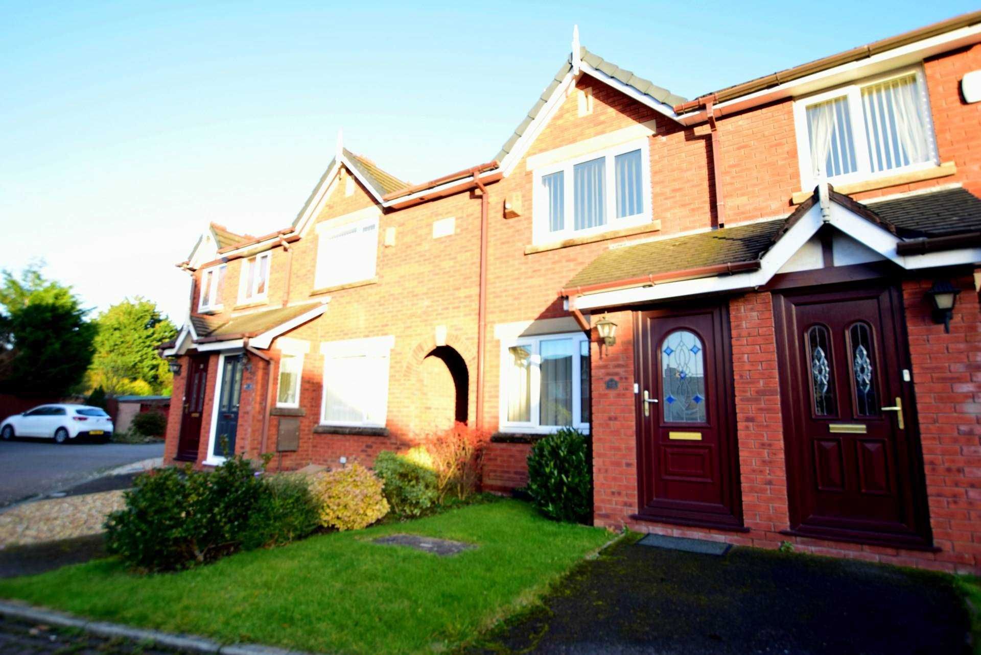 2 bedroom mews to rent, Crown Mews, Preston, PR4 2HW