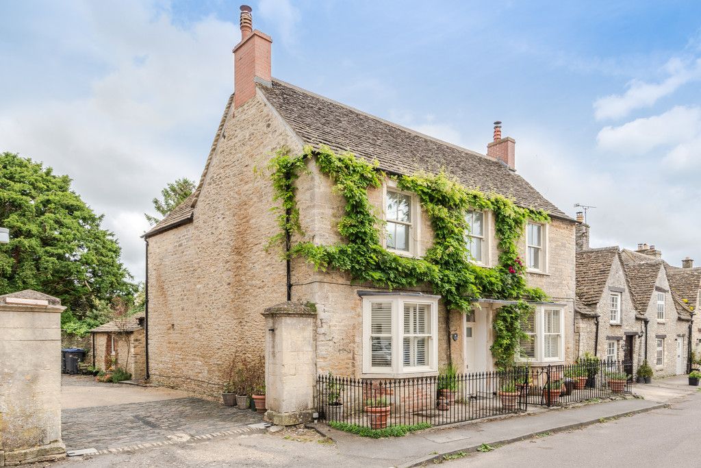 4 bedroom semidetached house for sale, The Old Manse, Cliff Road